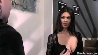 Asiatiske Tera Patrick Fucks Amore Alexis I Varmt 3Some