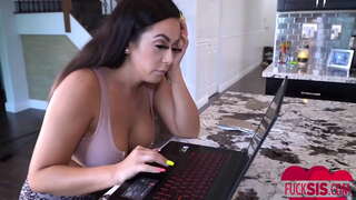 ���้องสารักผม-คิคี่เธอเป็นคนเดี Klout