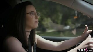 Casey Calvert gikk for å plukke opp hennes ting fra hennes ex