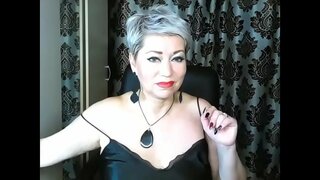 ���නස්කාන්ත රුසියානු MILF ටී. ඇගේ මිහිරි cunt අනුකම්පා විරහිතව උණුසුම් පෞද්ගලික පෙන්වන්න ...