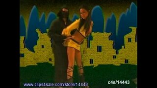 Tanner Mayes在一个性感的视频游戏不道德的kumbat